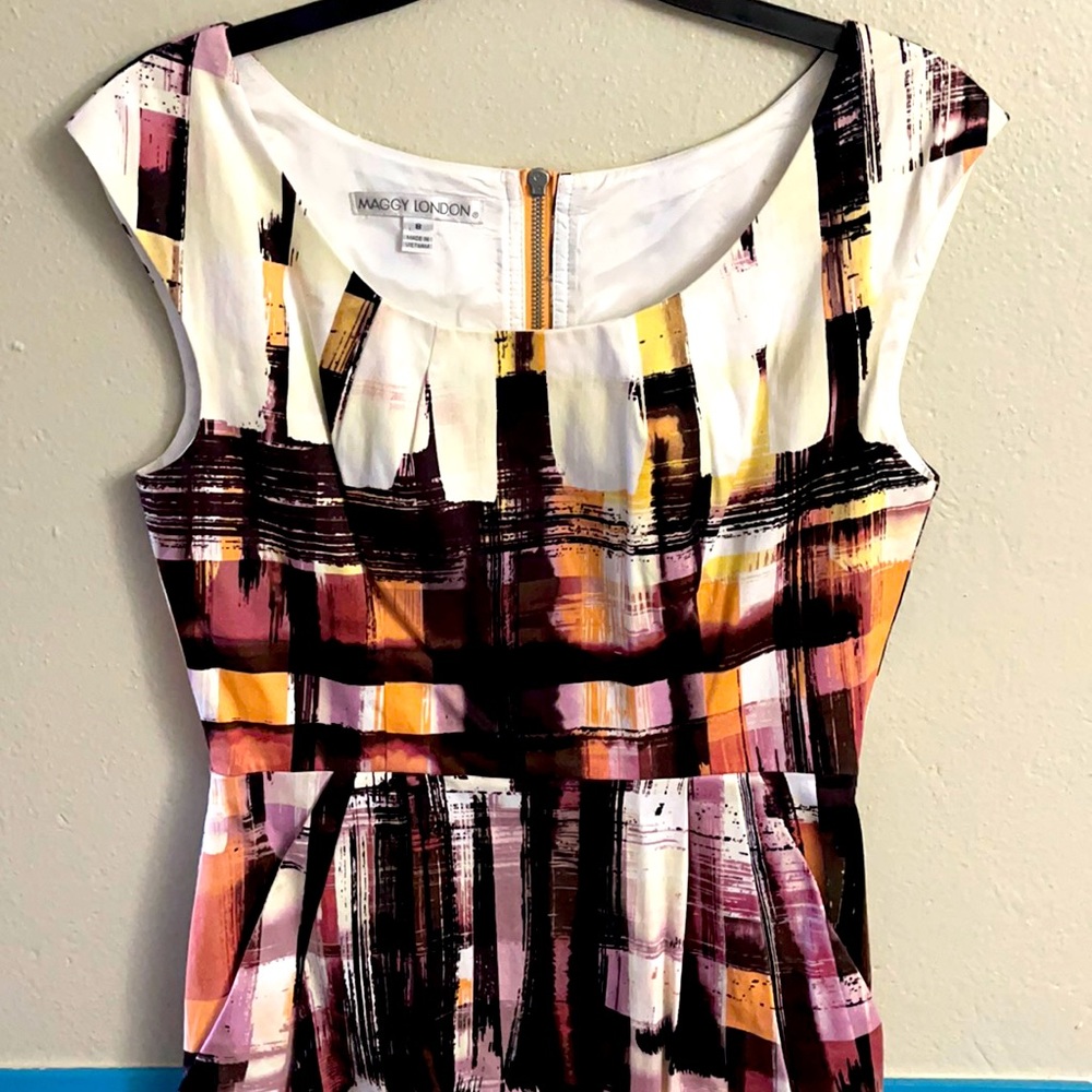 Maggy London, size 8 knee length dress.
